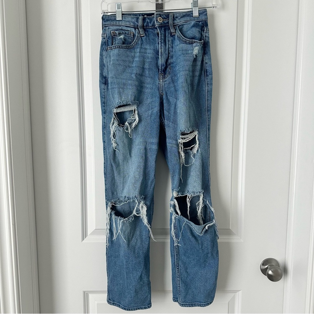 Hollister Ultra High Rise Vintage Straight Light Distressed Wash - Picture 5 of 5